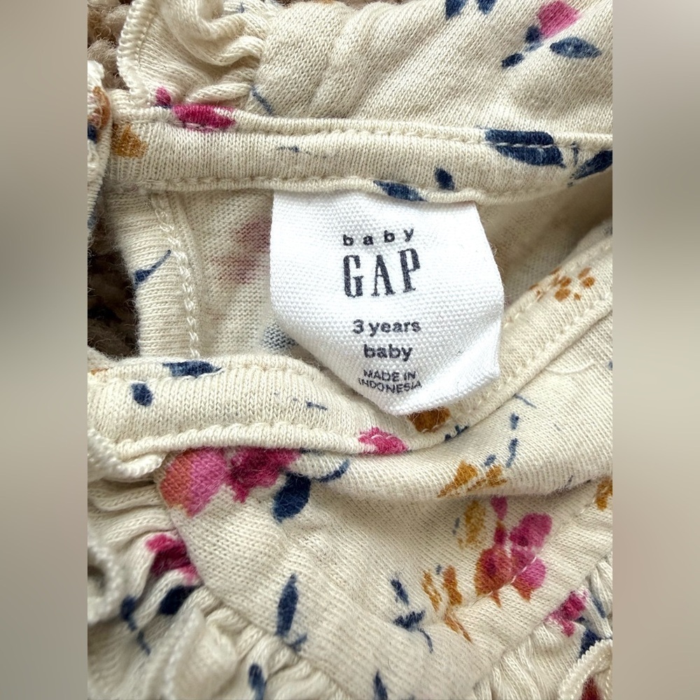 babyGap Girls Floral Peter Pan Collar Top | Puff Sleeve | Size 3T - Picture 3 of 6